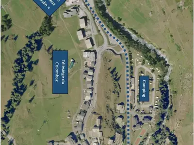 Vue panoramique sur l'établissement Charmant appart pour 4 au centre de Lanslevillard, balcon, parking - FR-1-508-201