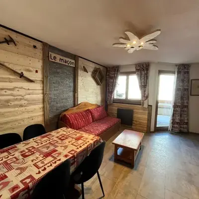 Appartement spacieux 6 pers au pied des pistes avec parking & WiFi - FR-1-508-26