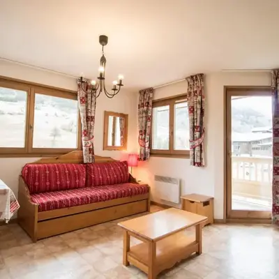 Appartement spacieux 6 pers au pied des pistes avec balcon et parking - FR-1-508-49