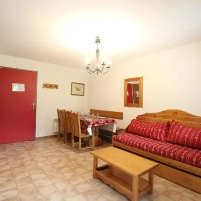 Appartement spacieux 6 pers au pied des pistes avec parking et WIFI - FR-1-508-53