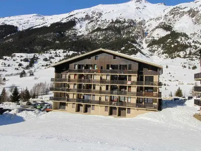 Vue générale sur la montagne ou vue sur la montagne depuis l'appartement