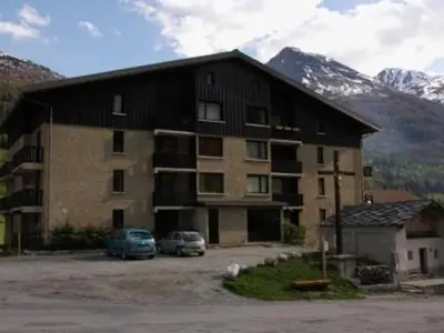 Vue générale sur la montagne ou vue sur la montagne depuis l'appartement