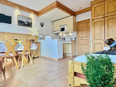 Cuisine ou kitchenette dans l'établissement Studio à Tignes, 4 pers, balcon sud, proche pistes - FR-1-411-400