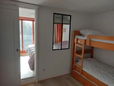 Un ou plusieurs lits dans un hébergement de l'établissement Duplex 4 pièces, 10 pers., animaux admis, Wi-Fi, Les Arcs 1800 - FR-1-411-363