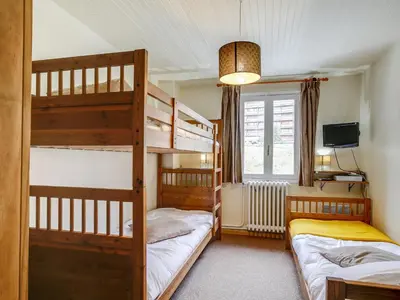 Un ou plusieurs lits dans un hébergement de l'établissement Tignes: Appartement 3 Pièces, 58m², 7 Pers, Vue Montagne - FR-1-411-415
