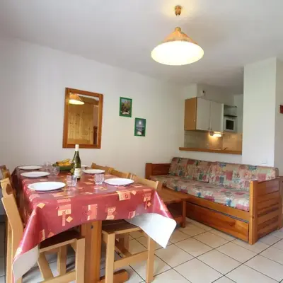 Appartement 6 pers au pied des pistes avec Wifi gratuit - FR-1-508-1