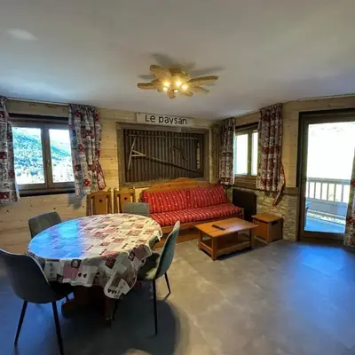 Appartement spacieux 6 pers. au pied des pistes avec balcon