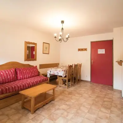 Appartement spacieux 6 pers au pied des pistes avec wifi et parking - FR-1-508-13