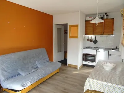 Cuisine ou kitchenette dans l'établissement Appartement 2 pièces 6 pers, Plan Peisey, proche commerces et pistes - FR-1-411-79