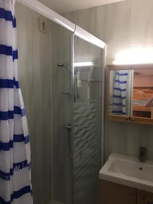 Salle de bains dans l'établissement Campanule