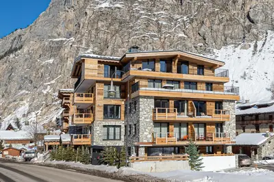 Vue générale sur la montagne ou vue sur la montagne depuis l'appartement