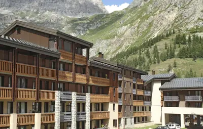 Vue générale sur la montagne ou vue sur la montagne depuis l'appart'hôtel