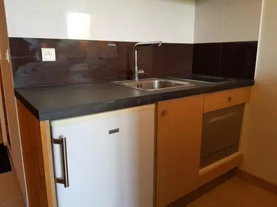 Cuisine ou kitchenette dans l'établissement Studio cosy pour 5 pers., balcon, proche pistes - Arc 2000 - FR-1-411-233