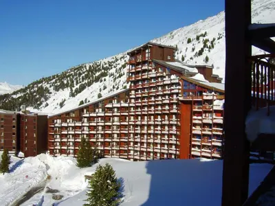 Vue générale sur la montagne ou vue sur la montagne depuis l'appartement