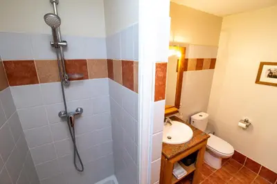 Salle de bains dans l'établissement Bel Appartement spacieux 65m2 Les Arcs 1950