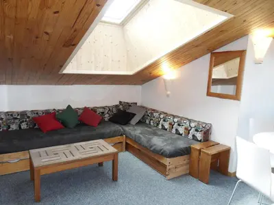 Coin salon dans l'établissement Studio spacieux au cœur de Belle Plagne, animaux admis - FR-1-181-1531