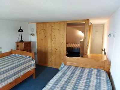 Un ou plusieurs lits dans un hébergement de l'établissement Duplex 2 pièces pour 5 pers. aux Arcs 1800, balcon et Wifi - FR-1-411-47