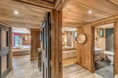 Un ou plusieurs lits dans un hébergement de l'établissement Hotel & Spa Le Val d'Isère
