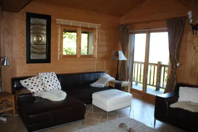 Coin salon dans l'établissement Chalet Rocher - Luxury Ski Chalet, Sainte Foy