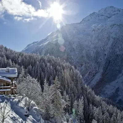 Chalet Rocher - Luxury Ski Chalet