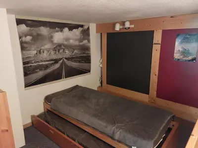 Un ou plusieurs lits dans un hébergement de l'établissement Duplex cosy 4 pers. proche pistes aux Arcs 1800 - FR-1-411-278