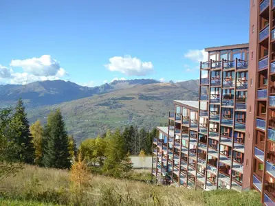 Vue générale sur la montagne ou vue sur la montagne depuis l'appartement