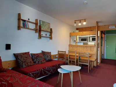 Cuisine ou kitchenette dans l'établissement Appartement 2P au cœur Arc 1800, 5 Pers, Vue Vallée - FR-1-411-596