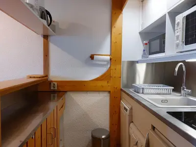 Cuisine ou kitchenette dans l'établissement Appartement 2P au cœur Arc 1800, 5 Pers, Vue Vallée - FR-1-411-596
