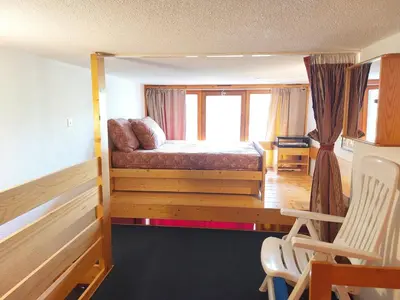 Coin salon dans l'établissement Duplex 2 pièces au pied des pistes pour 4 pers. à Arc 1800 - FR-1-411-175