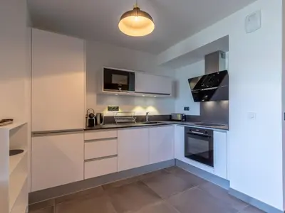 Cuisine ou kitchenette dans l'établissement Les Arcs 1800 : Appart lumineux 3P, sauna, hammam, proche pistes, 6 pers - FR-1-352-60
