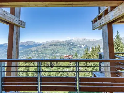 Vue générale sur la montagne ou vue sur la montagne depuis l'appartement