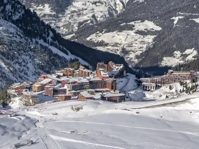 Plan de l'établissement Confortable studio ski aux pieds à Arc 2000, idéal pour 4, animaux admis - FR-1-411-451