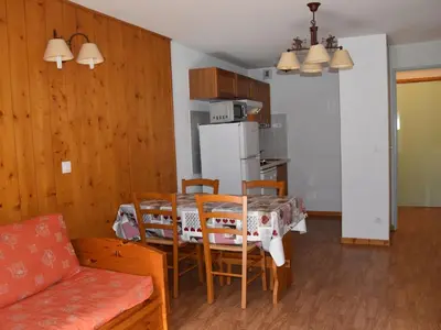 Plan de l'établissement Appartement cosy avec balcon et parking couvert à proximité centre - FR-1-464-165