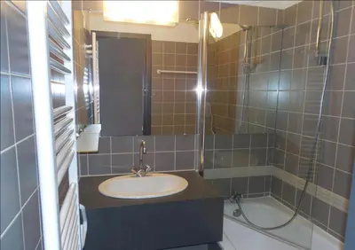 Salle de bains dans l'établissement Belle Plagne 1 Appart 6 pers du Dimanche au Dimanche Ski au pieds