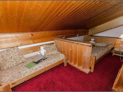 Coin salon dans l'établissement Appartement cosy 4 pers. Val-d'Isère, balcon sud - FR-1-518-7