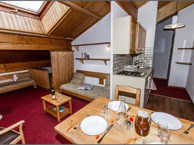 Cuisine ou kitchenette dans l'établissement Appartement cosy 4 pers. Val-d'Isère, balcon sud - FR-1-518-7
