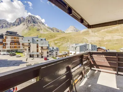 Vue générale sur la montagne ou vue sur la montagne depuis l'appartement