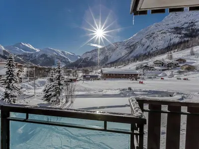 Vue générale sur la montagne ou vue sur la montagne depuis l'appartement