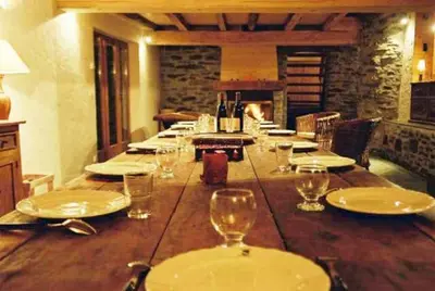 Boissons dans l'établissement Chalet confortable à Sainte-Foy-Tarentaise avec vue sur la montagne