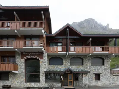 Vue générale sur la montagne ou vue sur la montagne depuis l'appartement