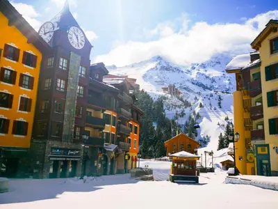 Vue générale sur la montagne ou vue sur la montagne depuis l'appart'hôtel