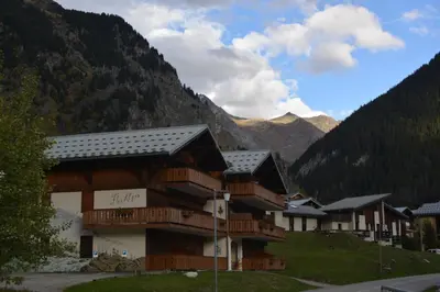 Vue générale sur la montagne ou vue sur la montagne depuis l'appartement