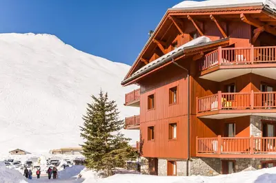 Vue générale sur la montagne ou vue sur la montagne depuis l'appartement
