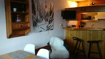 Cuisine ou kitchenette dans l'établissement Bourg St Maurice les Arcs 1800 Les Lauzieres jolie vue, nature, espace, bien être, plaisir, paisible