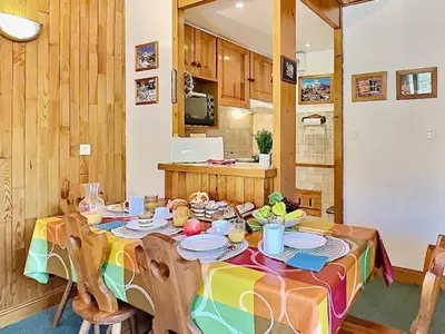 Cuisine ou kitchenette dans l'établissement Appartement 2 pièces à Tignes proche pistes et commerces, 4 personnes - FR-1-411-334