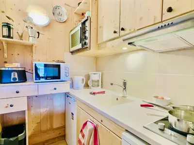 Cuisine ou kitchenette dans l'établissement Appartement 2 pièces, 6 pers, Tignes, proche pistes et commerces - FR-1-411-30