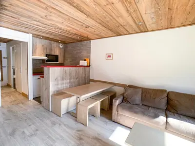 Cuisine ou kitchenette dans l'établissement Studio rénové & lumineux près des pistes avec balcon - Animaux admis - FR-1-502-156