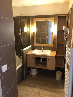 Salle de bains dans l'établissement Studio Chalets de Solaise