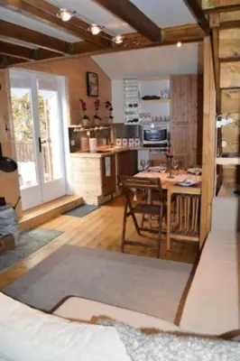 Cuisine ou kitchenette dans l'établissement Résidence Le Dahu - 3 Pièces pour 6 Personnes MAE-3319