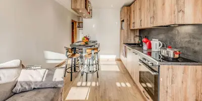 Cuisine ou kitchenette dans l'établissement Résidence Hameaux De Toviere - Terrasse de 35m², un emplacement unique à TIGNES MAE-2591
